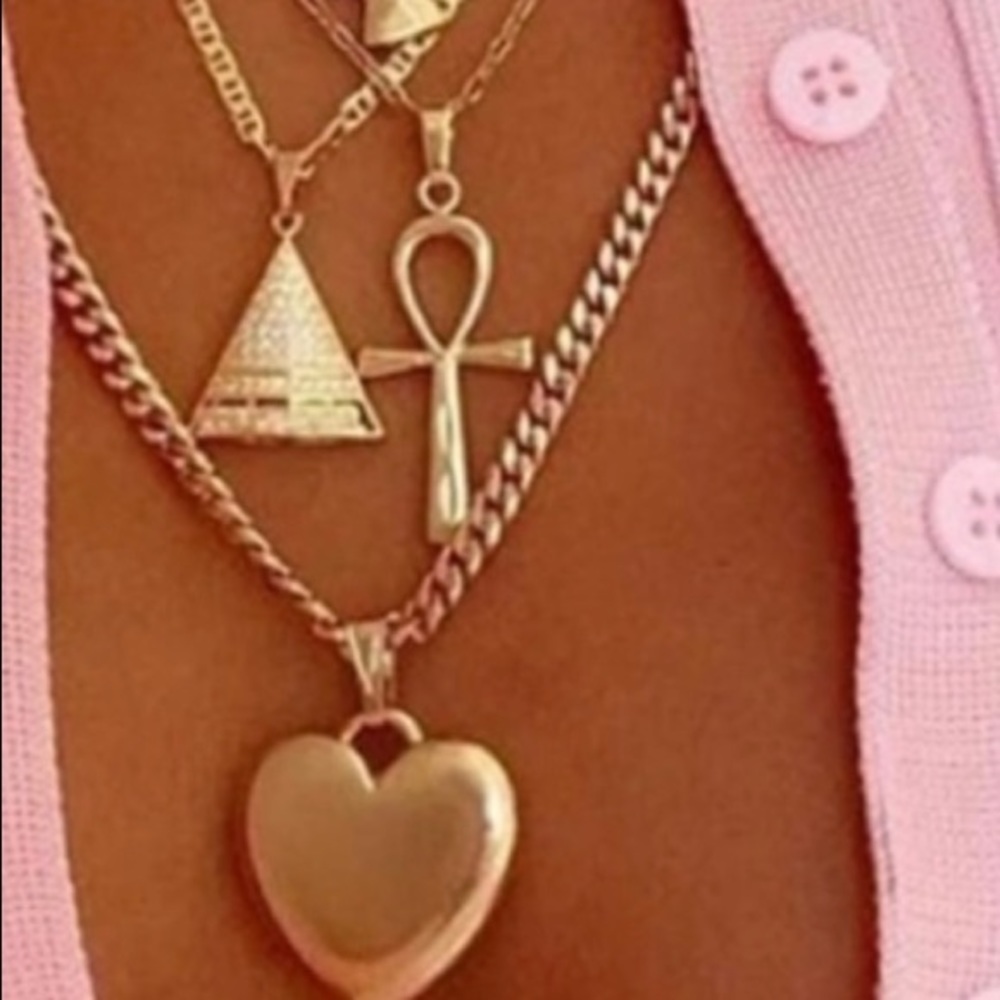 Nefertiti Layered Pendant Necklace - Picture 3 of 4